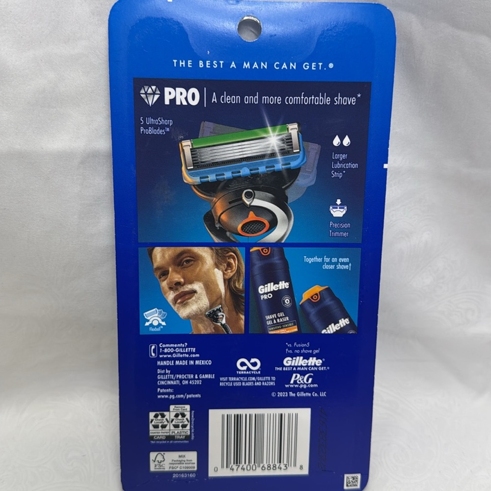 Gillette ProGlide Power Razor - Picture 2 of 3